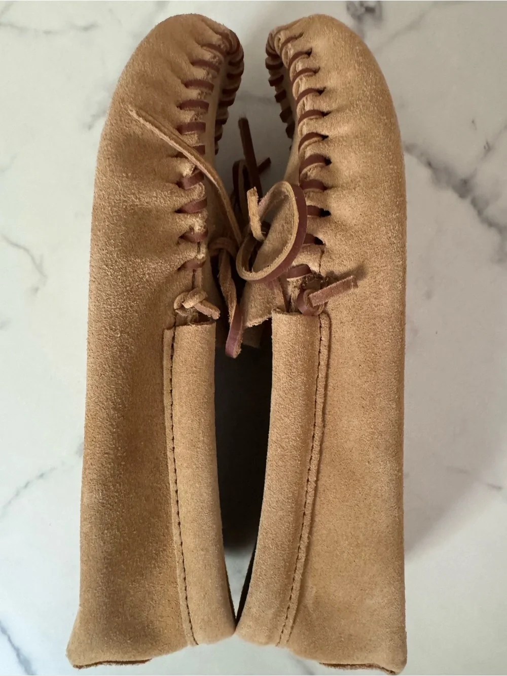 Minnetonka Men’s Softsole Laced Moccasins Tan • Size 8 New Without Box